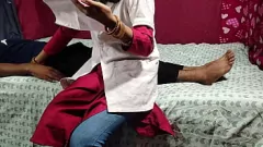 Afspelen Het anale onderzoek van een Indiase dokter wordt hardcore