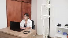 Reproducir La traviesa enfermera latina Dani Clark hace una intensa mamada y estilo perrito