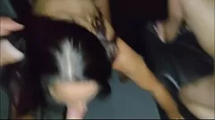 Redare MILF-urile braziliene împărtășesc un penis la Gloryhole! Partea 3