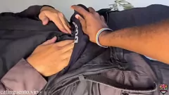 Abspielen Militärische Bolzen füllt Bareback mit Sperma in Uniform