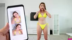 Jouer Ste raf-soeur envoie des nus: pris dans une scène hardcore POV Blowjob avec un gros cul et de petits seins