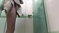 Play Cute Teen College Student Gets Wet and Soapy in the Shower