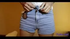 Reproduzir Sum penis grava cerejeira de uma gracinha incomum morena desejável