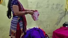 Jouer हजार रुपयों के लिए जवान नौकरानी ने अपना ड्रेस उतार कर साहब से चूत मरवाई