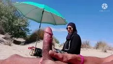 Reproduzir Eu desanimei este muçulmano puxando meu sashay sobre a população para cada um, omg sua economia gostaria de estar aqui em breve
