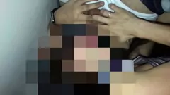 Odtwórz Spotkanie krągłej żony w dziurze chwały w domu swingera uchwycone na taśmie
